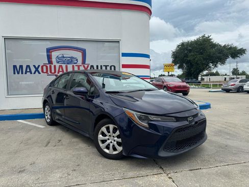 Used 2022 Toyota Corolla LE FWD image 18