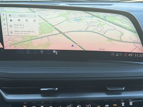 Used 2025 Cadillac XT4 Premium Luxury image 31