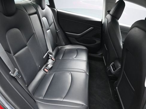 Used 2018 Tesla Model 3 Long Range image 28