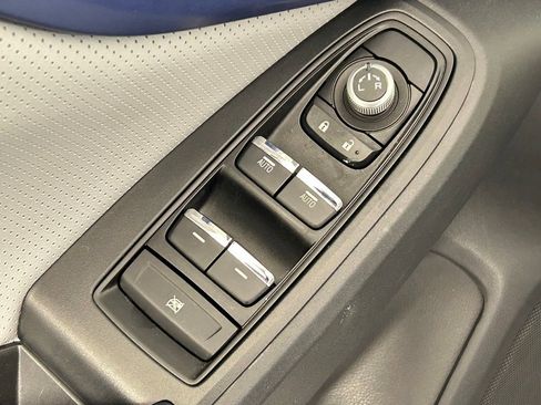 Used 2023 Subaru Crosstrek Hybrid w/ Popular Package #3 image 34