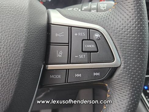 Used 2025 Toyota Sienna XLE Woodland Edition AWD/4WD image 24