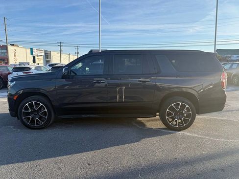 Used 2023 Chevrolet Suburban RST w/ Luxury Package image 7