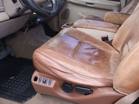 Used 2004 Ford F250 King Ranch image 25