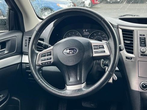 Used 2014 Subaru Outback 2.5i Premium w/ Accessory Value Package (OYZ) AWD/4WD image 14