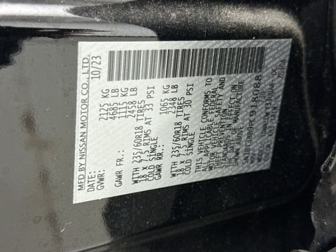 Used 2023 Nissan Rogue SV w/ SV Premium B Package image 12