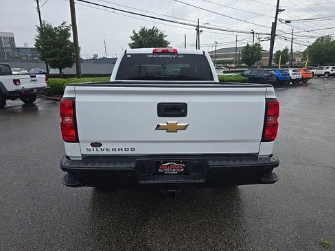 Used 2018 Chevrolet Silverado 1500 W/T w/ WT Convenience Package RWD image 4