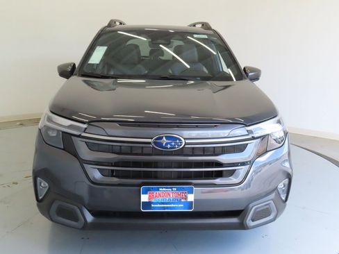 Used 2025 Subaru Forester Limited image 11