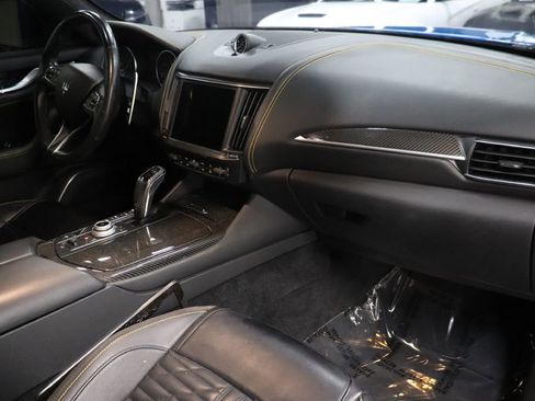 Used 2022 Maserati Levante F Tributo AWD/4WD image 23