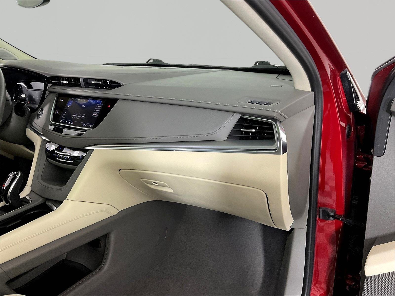 Used 2020 Cadillac XT5 Premium Luxury AWD/4WD image 26