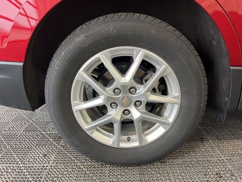 Used 2024 Chevrolet Equinox LT image 24