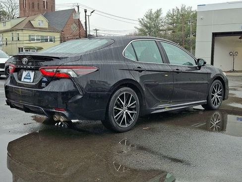 Used 2023 Toyota Camry SE w/ Cold Weather Package image 6