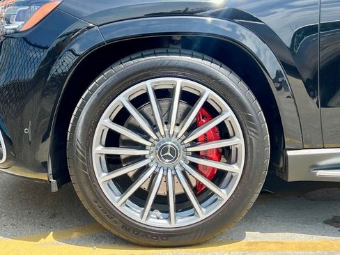 Certified 2025 Mercedes-Benz GLS 63 AMG 4MATIC image 15