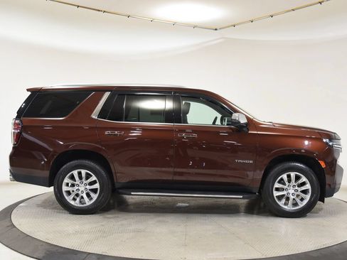 Used 2023 Chevrolet Tahoe Premier AWD/4WD image 10