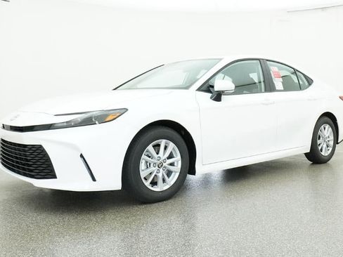 New 2026 Toyota Camry LE FWD image 17