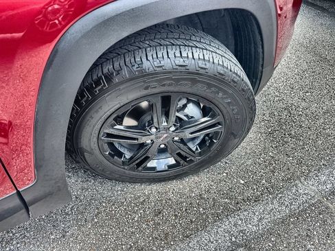 Used 2024 GMC Terrain AT4 w/ Tech Package AWD/4WD image 9