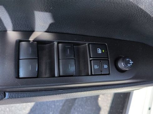 Certified 2023 Toyota Camry SE FWD image 16