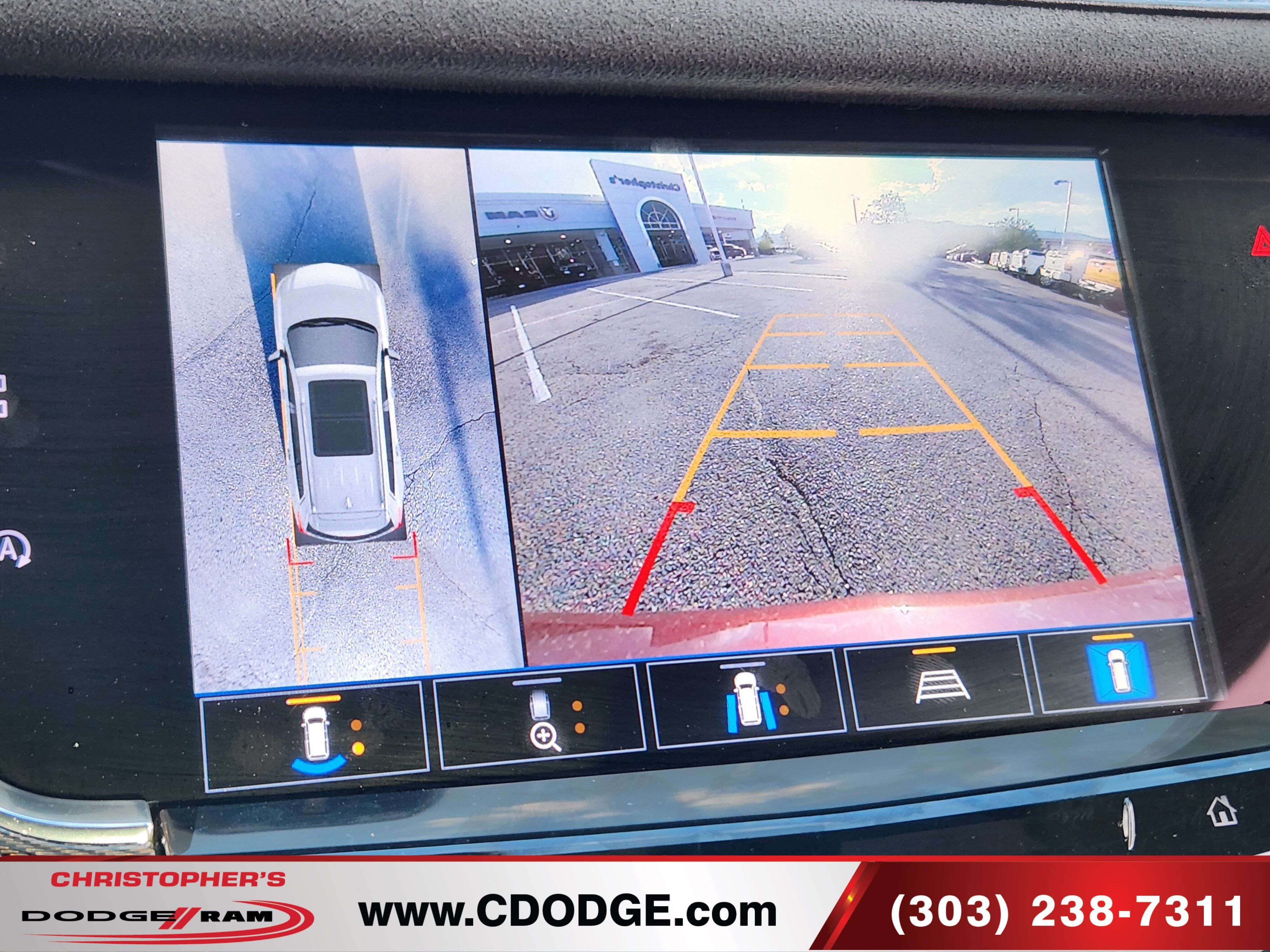Used 2022 Cadillac XT6 Premium Luxury w/ Platinum Package AWD/4WD image 27