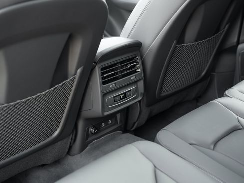 New 2026 Audi Q7 2.0T Premium Plus AWD/4WD image 28