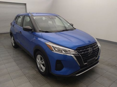 Used 2021 Nissan Kicks S image 13