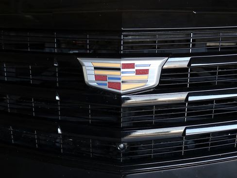 Used 2019 Cadillac Escalade ESV Luxury image 16