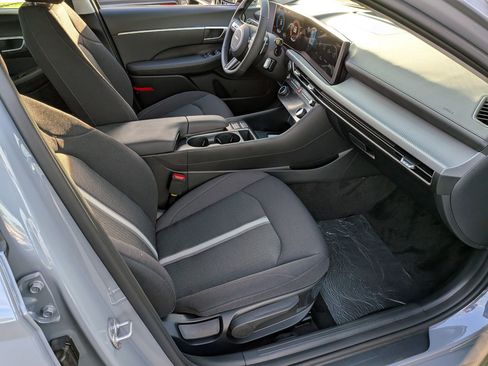 New 2026 Hyundai Sonata SEL FWD image 23