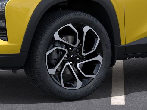 New 2025 Chevrolet Trax RS w/ Driver Confidence Package image 10