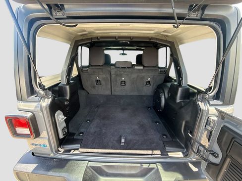 Certified 2023 Jeep Wrangler Unlimited AWD/4WD image 30