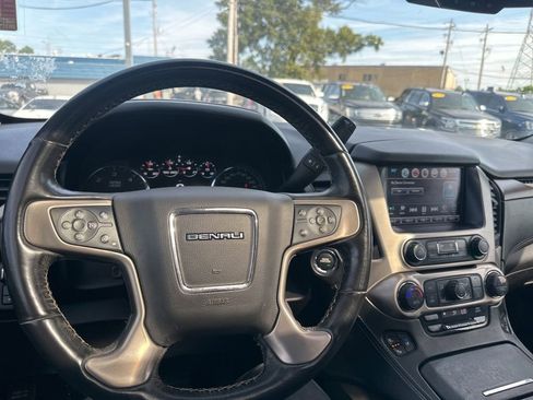 Used 2019 GMC Yukon Denali w/ Denali Ultimate Package image 19