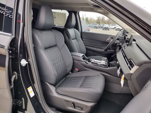 New 2026 Mitsubishi Outlander SEL AWD/4WD image 12