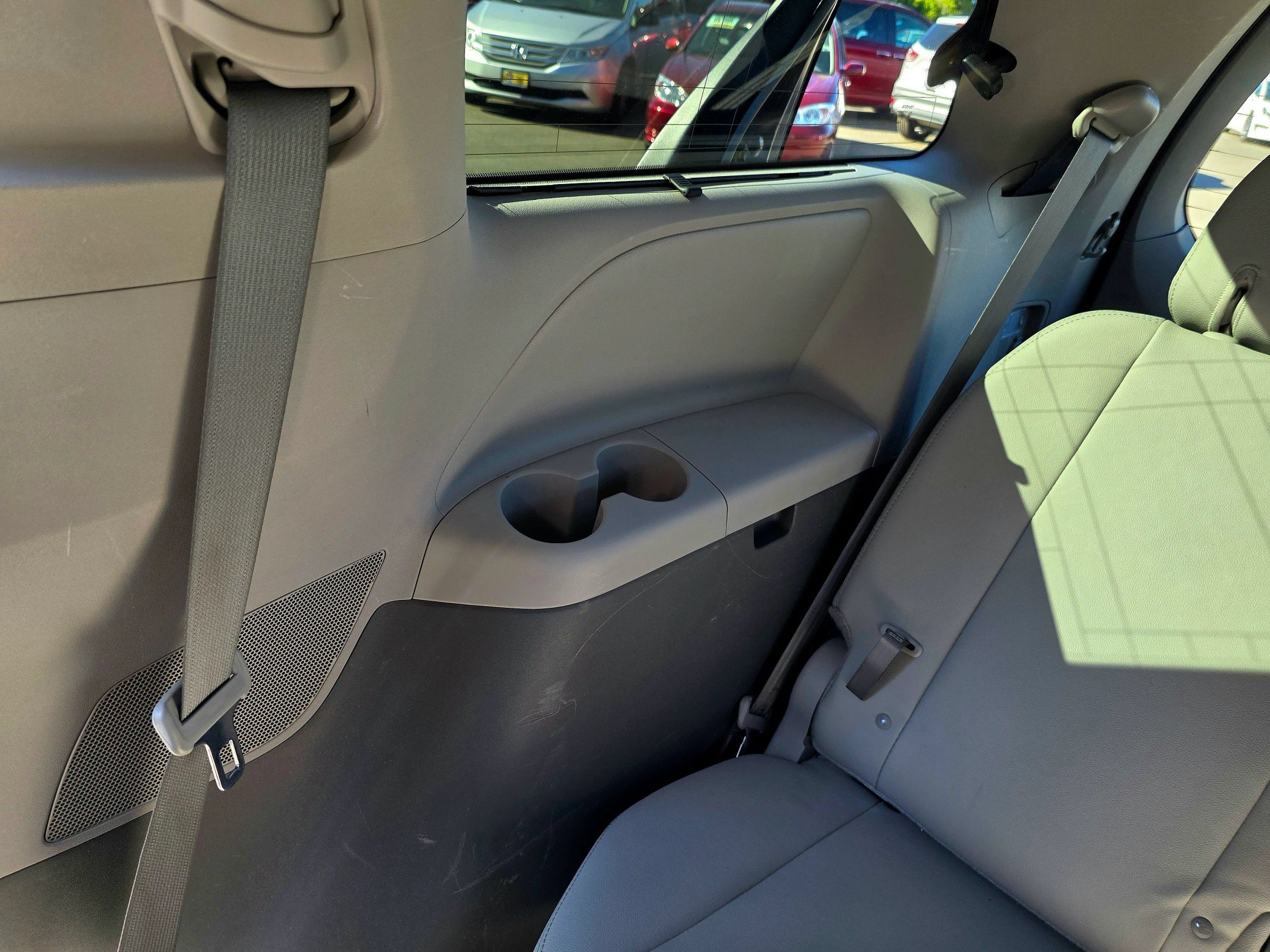 Used 2017 Toyota Sienna XLE w/ XLE Navigation Package FWD image 59