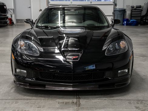 Used 2009 Chevrolet Corvette ZR1 w/ Preferred Equipment Group RWD image 4
