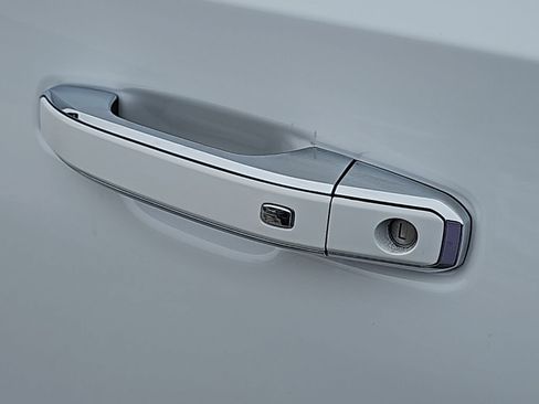 Certified 2025 GMC Yukon XL Denali image 11