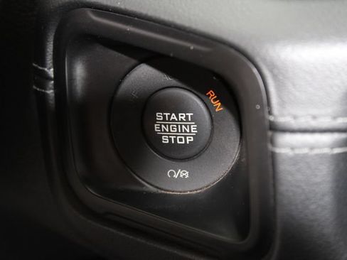 Used 2024 Jeep Wrangler Unlimited Sahara AWD/4WD image 22