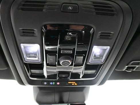 Certified 2025 Cadillac Escalade Sport w/ LPO, ONYX Package image 32