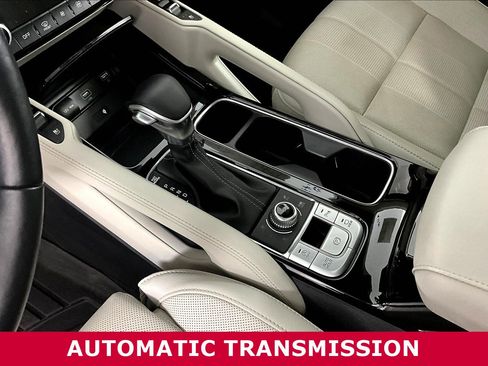 Used 2022 Kia Telluride SX w/ Nightfall Edition Package AWD/4WD image 16