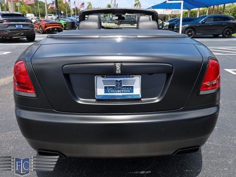Used 2021 Rolls-Royce Dawn image 9