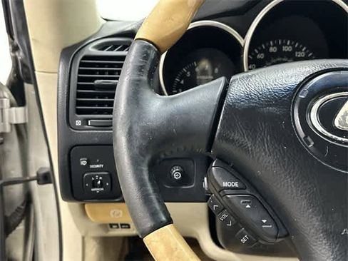 Used 2002 Lexus SC 430 Convertible image 17