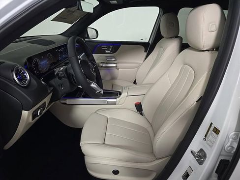 New 2026 Mercedes-Benz GLB 250 GLB 250 image 5