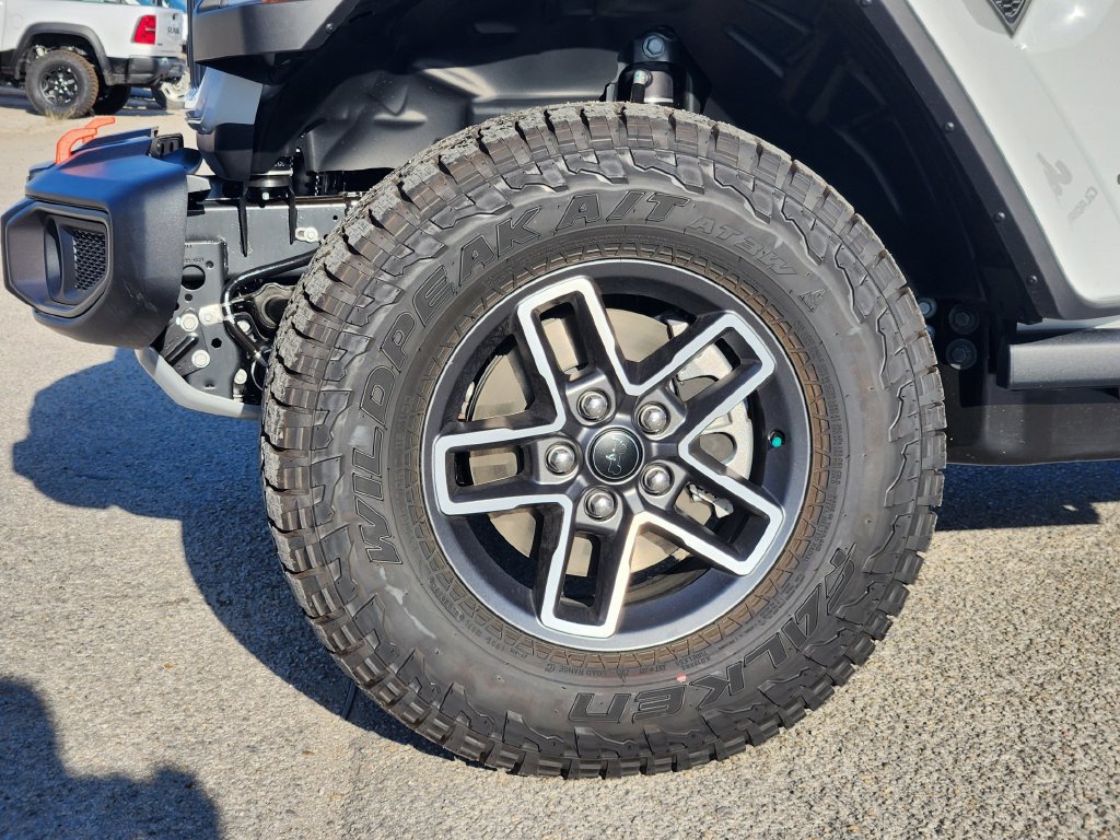 New 2026 Jeep Gladiator Mojave AWD/4WD image 9