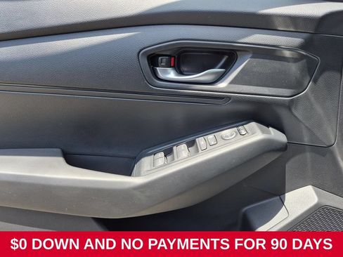 Used 2025 Honda Accord LX image 11