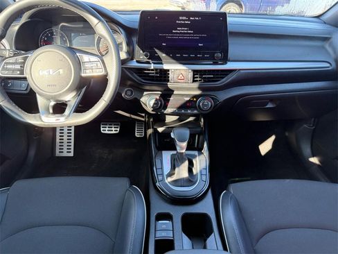 Used 2023 Kia Forte GT-Line w/ GT-Line Technology Package image 11