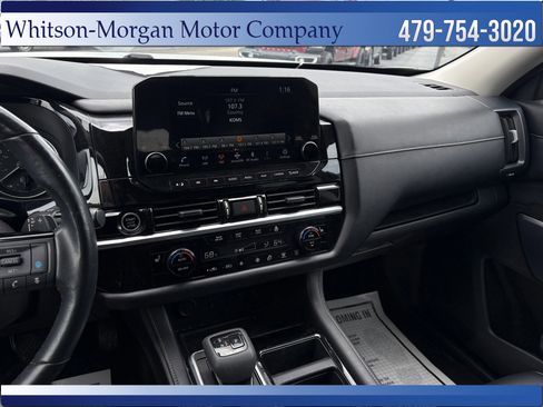 Used 2023 Nissan Pathfinder SL FWD image 21