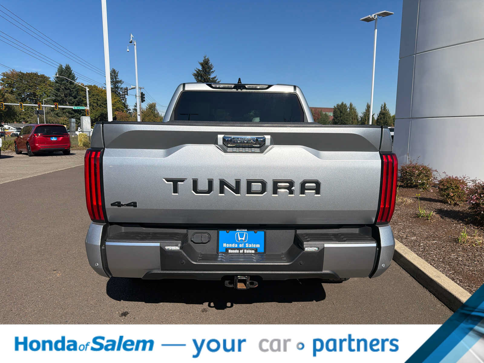 Used 2023 Toyota Tundra Limited w/ TRD Off-Road Package AWD/4WD image 5