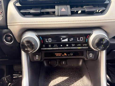 Used 2020 Toyota RAV4 XLE w/ All Weather Liner Package AWD/4WD image 39