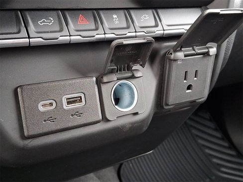 Used 2023 Chevrolet Silverado 2500 Custom w/ Custom Convenience Package image 22