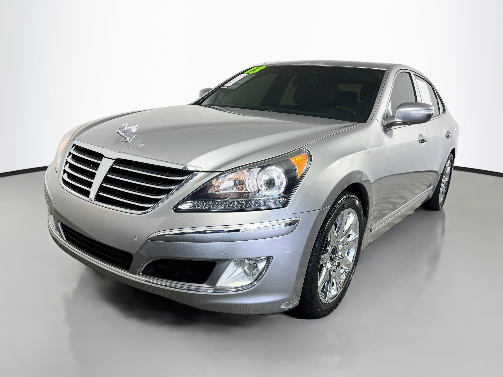 Used 2013 Hyundai Equus Signature RWD image 10