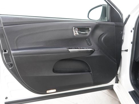Used 2015 Toyota Avalon XLE Touring FWD image 17