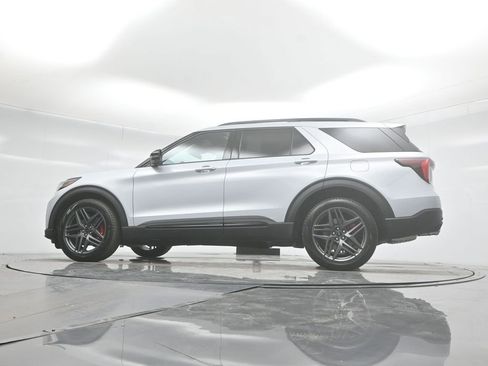 New 2026 Ford Explorer ST w/ Sun And Sound Package image 49