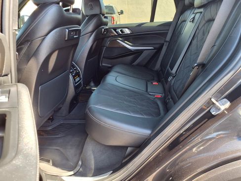 Used 2023 BMW X5 xDrive40i AWD/4WD image 17