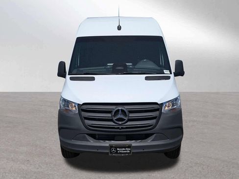 New 2025 Mercedes-Benz Sprinter 2500 image 8